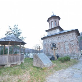 Mănăstirea Cozia Veche